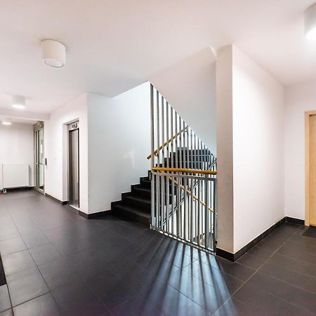 Malborska Lovely Apartment Варшава Екстер'єр фото