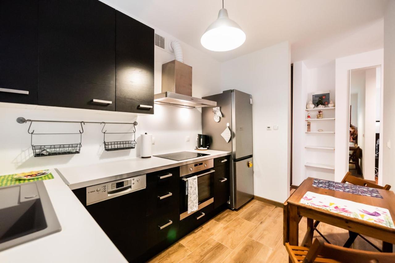 Malborska Lovely Apartment Варшава Екстер'єр фото