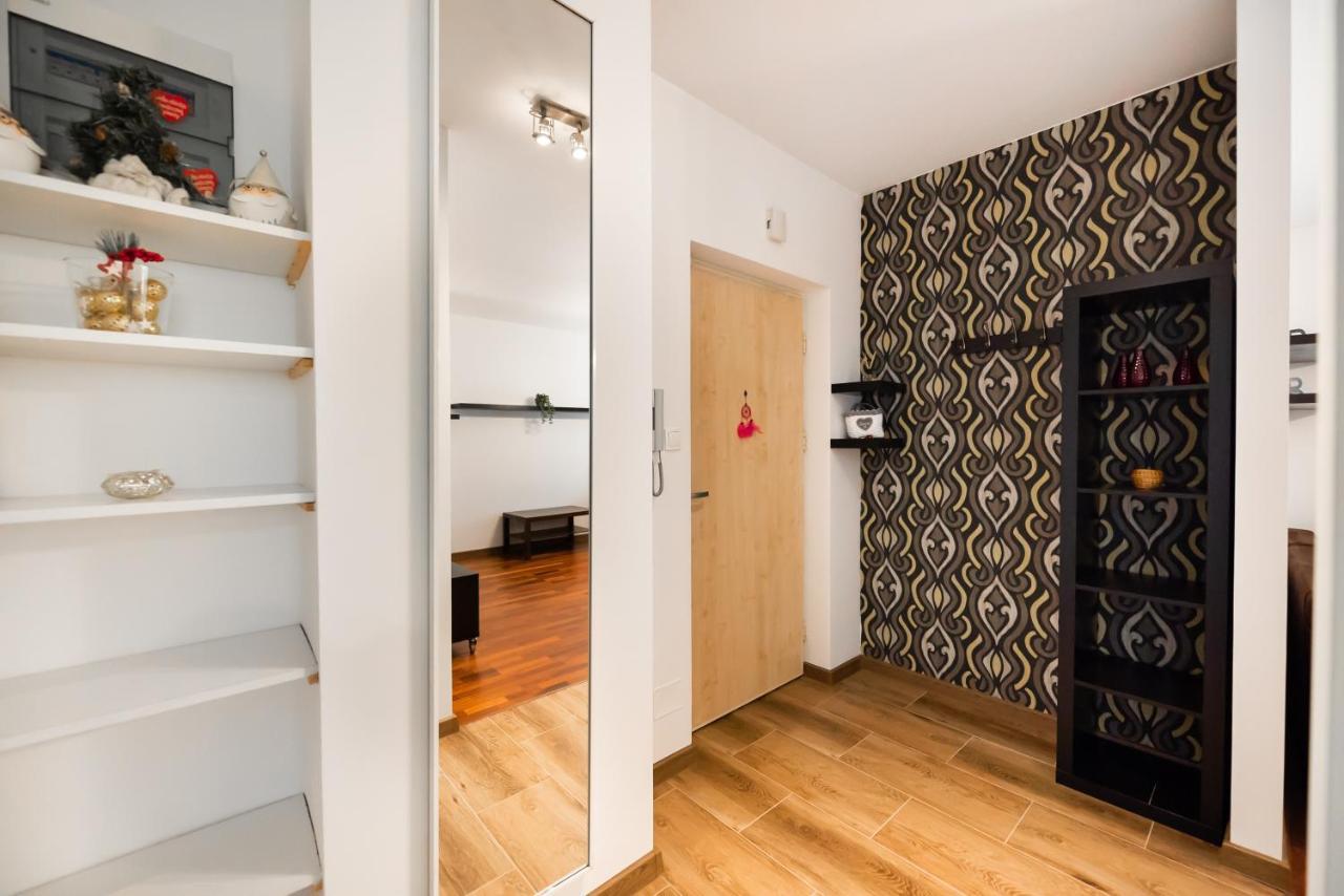 Malborska Lovely Apartment Варшава Екстер'єр фото